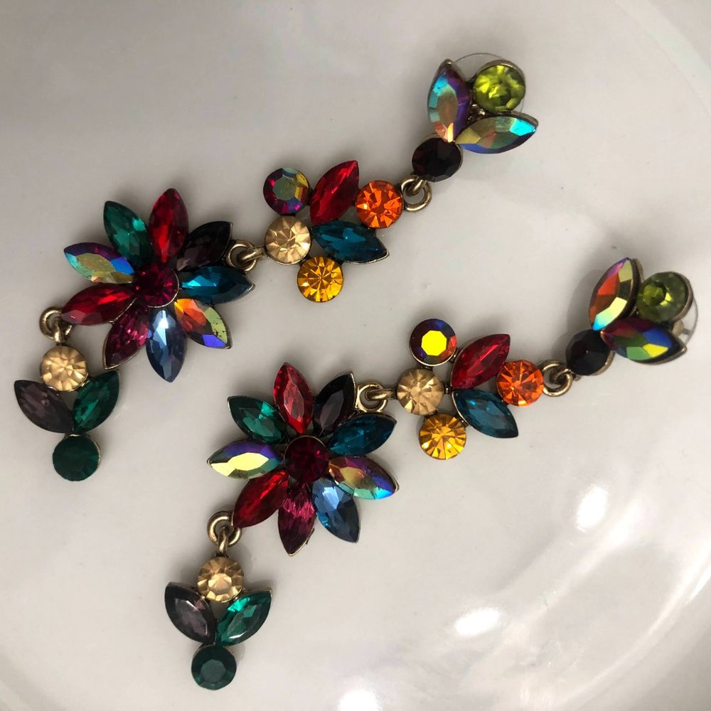 Multicolor Statement Earrings - Picture 4 of 5